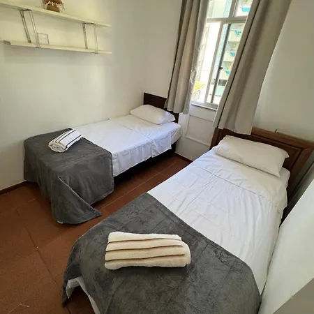 Apartamento incrível em Cabo Frio com localização privilegiada ao lado da praia do forte!-2